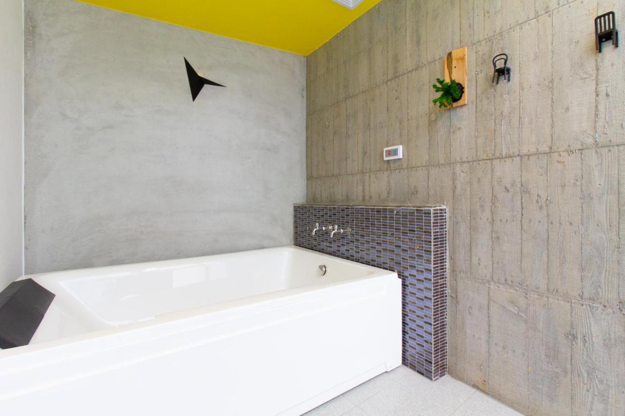 Yz Spa House Цзяоси Экстерьер фото